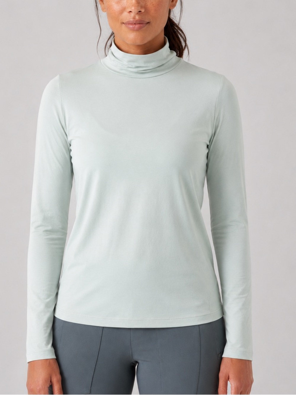 NWT Athleta Essential Turtleneck M
